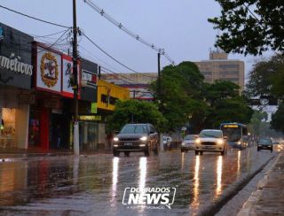 Dourados entra em alerta de tempestade com ventos que podem chegar a 60km/h